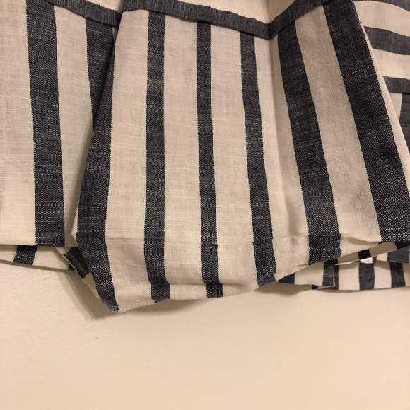 Loft, Medium, Blue and White. - Picture 3 of 3